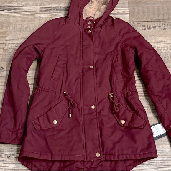 Collection B Juniors' Hooded Anorak Jacket, women’s coat size S Burgundy. New - Picture 7 of 9